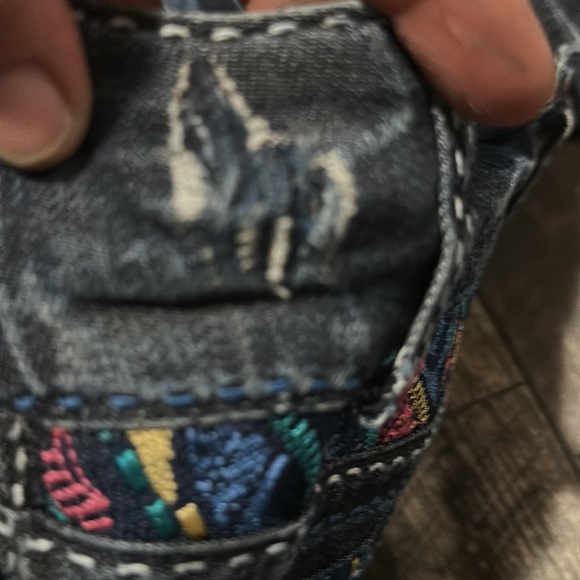Coogi Jeans size 5/6 have a small tear in waiste band - Picture 5 of 5